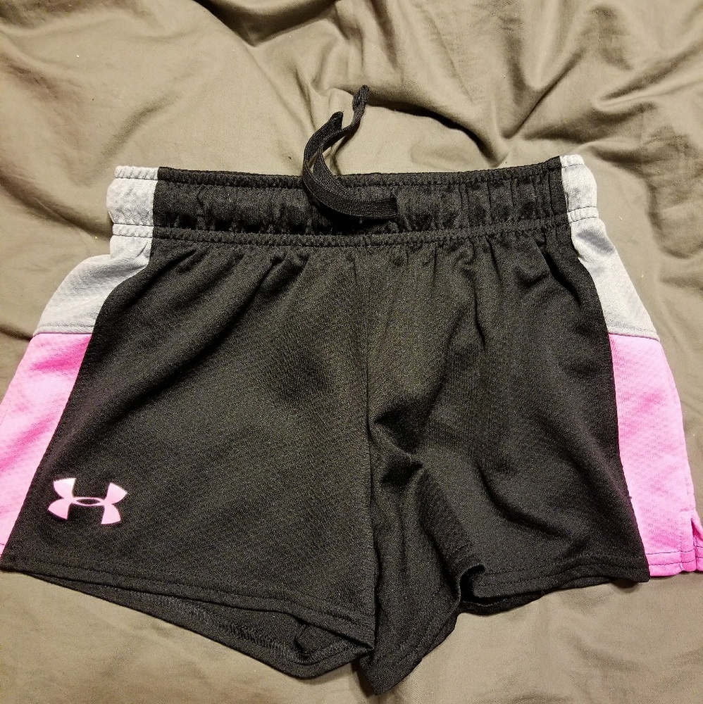 Under armour med shorts